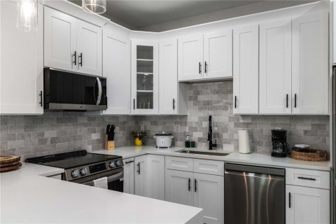 Immobilier commercial à vendre à Brooksville, Floride: 4 chambres, 228.91 m2 № 2102812 - photo 18