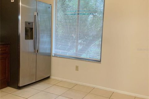 Villa ou maison à louer à Orlando, Floride: 3 chambres, 105.17 m2 № 1854280 - photo 3