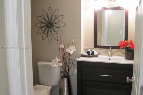 Copropriété à louer à Miami, Floride: 2 chambres, 64.94 m2 № 1858650 - photo 16