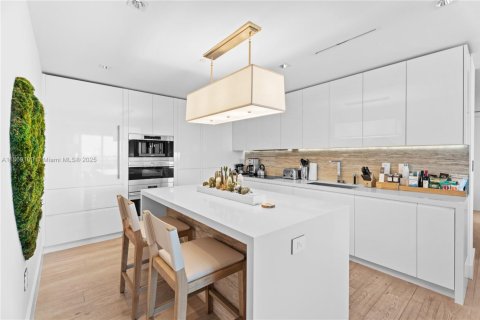 Купить кондоминиум в Майами-Бич, Флорида 3 спальни, 180.51м2, № 1980131 - фото 7