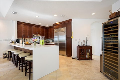 House in Homestead, Florida 4 bedrooms, 361.02 sq.m. № 1925659 - photo 13