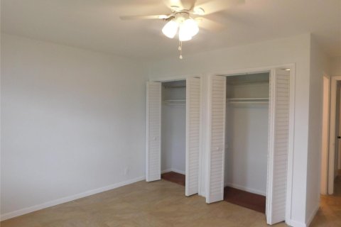 Condo in Deerfield Beach, Florida, 2 bedrooms  № 2086484 - photo 20
