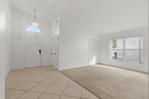 Villa ou maison à vendre à Davenport, Floride: 3 chambres, 153.38 m2 № 2419535 - photo 4