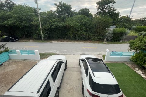 Casa en venta en Key Largo, Florida, 3 dormitorios, 111.85 m2 № 2244590 - foto 10