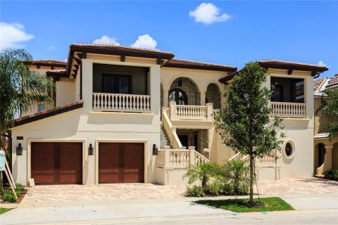 House in Four Corners, Florida 10 bedrooms, 1351.36 sq.m. № 2214473