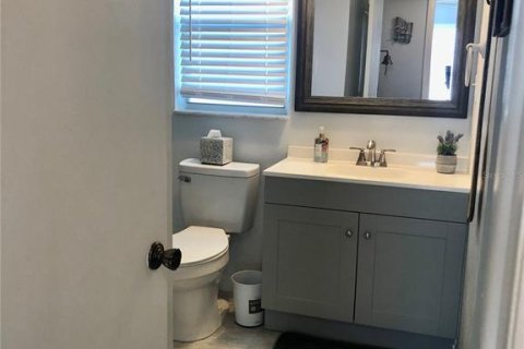 Condo in Dunedin, Florida, 2 bedrooms  № 1900183 - photo 23