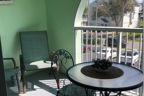 Condo in Dunedin, Florida, 2 bedrooms  № 1900183 - photo 26