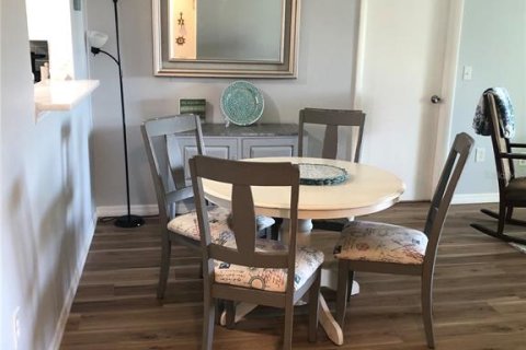 Condo in Dunedin, Florida, 2 bedrooms  № 1900183 - photo 18