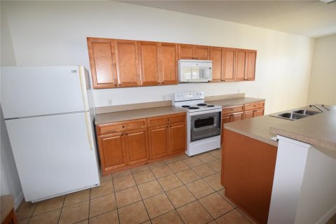 Villa ou maison à louer à Davenport, Floride: 5 chambres, 258.45 m2 № 2302233 - photo 12
