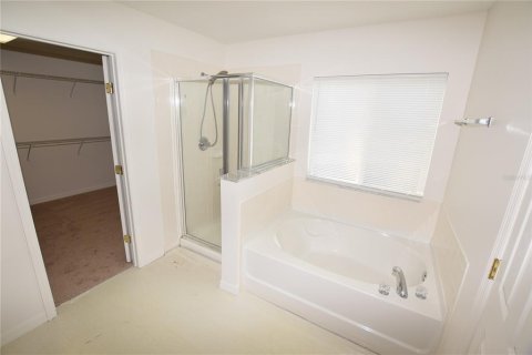 Villa ou maison à louer à Davenport, Floride: 5 chambres, 258.45 m2 № 2302233 - photo 25
