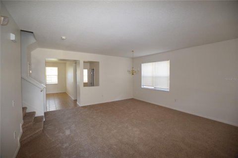 Villa ou maison à louer à Davenport, Floride: 5 chambres, 258.45 m2 № 2302233 - photo 4