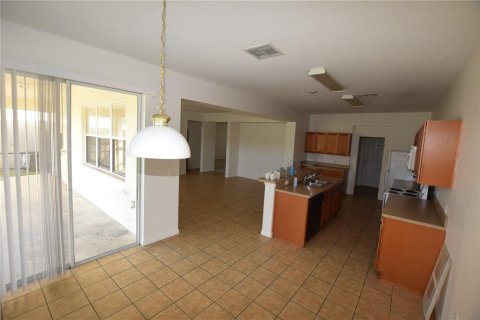 Villa ou maison à louer à Davenport, Floride: 5 chambres, 258.45 m2 № 2302233 - photo 10