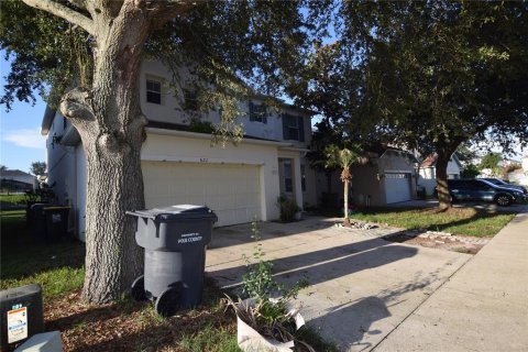 Villa ou maison à louer à Davenport, Floride: 5 chambres, 258.45 m2 № 2302233 - photo 2