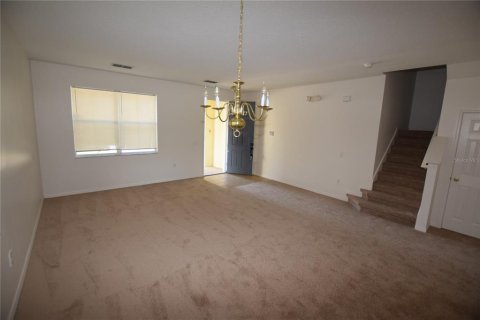 Villa ou maison à louer à Davenport, Floride: 5 chambres, 258.45 m2 № 2302233 - photo 6