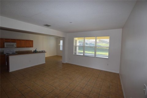 Villa ou maison à louer à Davenport, Floride: 5 chambres, 258.45 m2 № 2302233 - photo 8