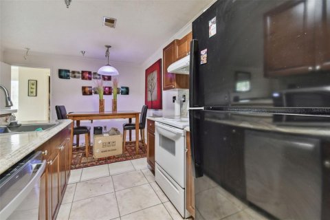 Condo in Saint Petersburg, Florida, 2 bedrooms  № 1541222 - photo 21