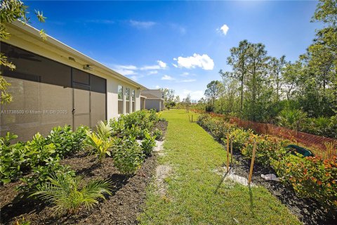 House in Port St. Lucie, Florida 4 bedrooms, 222.41 sq.m. № 1763365 - photo 27