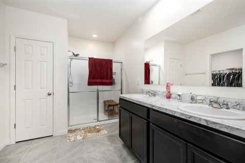 House in Mims, Florida 3 bedrooms, 161.46 sq.m. № 1849373 - photo 14