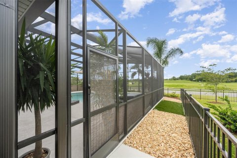 House in Mims, Florida 3 bedrooms, 161.46 sq.m. № 1849373 - photo 21
