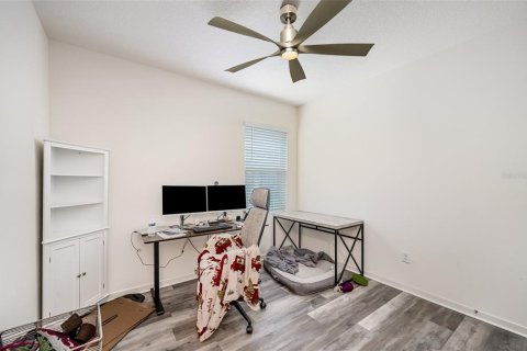 House in Mims, Florida 3 bedrooms, 161.46 sq.m. № 1849373 - photo 16