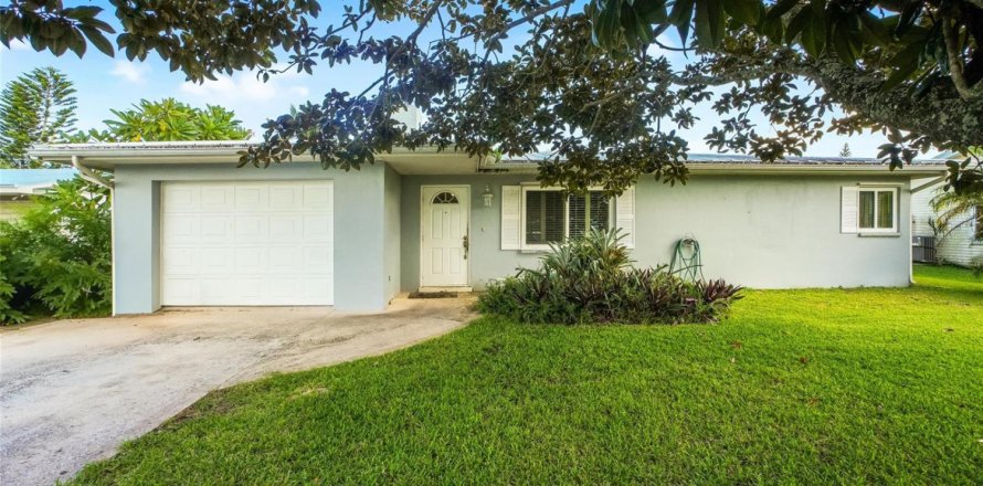House in Port St. Lucie, Florida 3 bedrooms, 132.66 sq.m. № 2082077