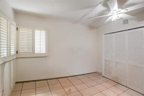 House in Port St. Lucie, Florida 3 bedrooms, 132.66 sq.m. № 2082077 - photo 10