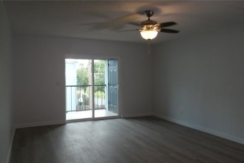 Condominio en venta en Tampa, Florida, 2 dormitorios, 83.8 m2 № 2150757 - foto 8