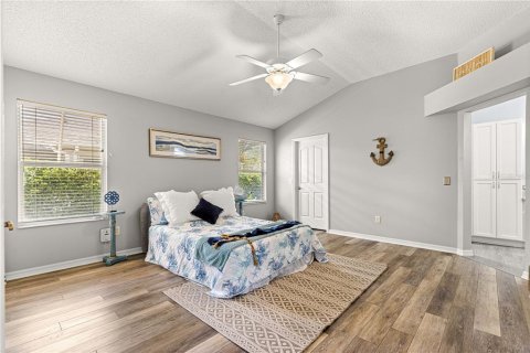 House in The Villages, Florida 3 bedrooms, 171.96 sq.m. № 1810654 - photo 21