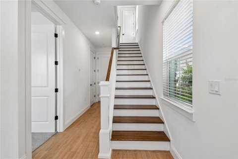 Adosado en venta en Oviedo, Florida, 4 dormitorios, 188.13 m2 № 2227518 - foto 3