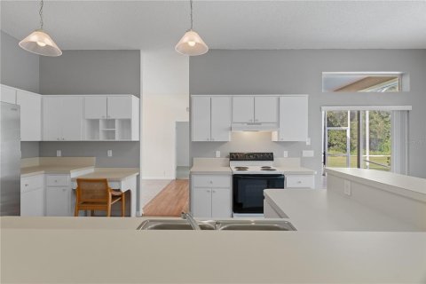 House in Brooksville, Florida 3 bedrooms, 194.35 sq.m. № 2395823 - photo 21