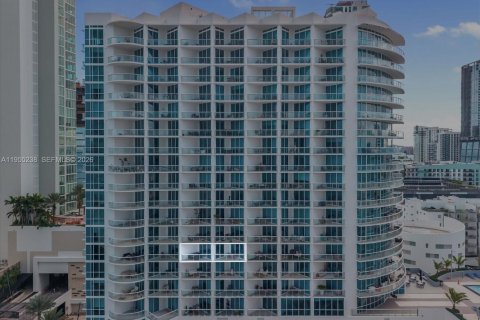 Купить кондоминиум в Майами, Флорида 1 спальня, 76.92м2, № 2011976 - фото 24