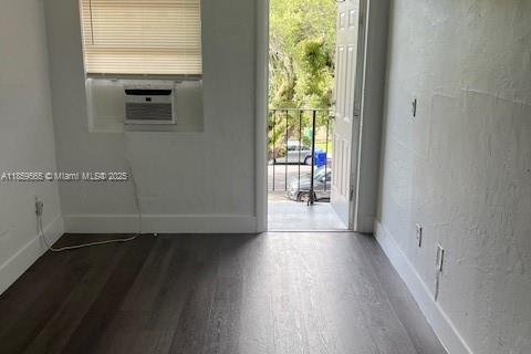 Appartement à louer à Miami, Floride: 2 chambres, 912.76 m2 № 1979119 - photo 6