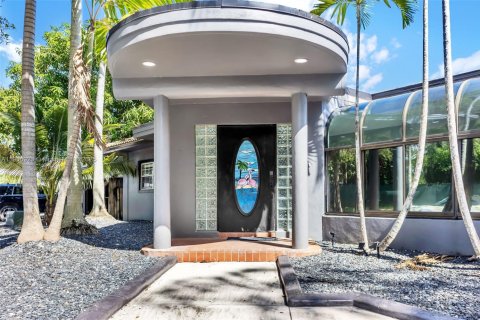 Купить виллу или дом в Форт-Лодердейл, Флорида 4 спальни, 293.39м2, № 1963791 - фото 3