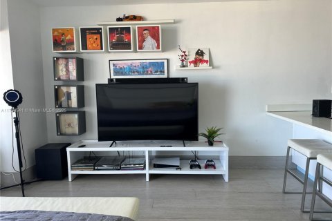 Copropriété à vendre à Miami, Floride: 35.3 m2 № 1934406 - photo 6