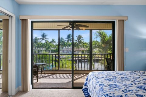 Condominio en venta en Cape Coral, Florida, 2 dormitorios, 94.3 m2 № 2345673 - foto 22