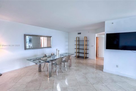 Condominio en alquiler en Miami Beach, Florida, 1 dormitorio, 106.93 m2 № 1921648 - foto 12