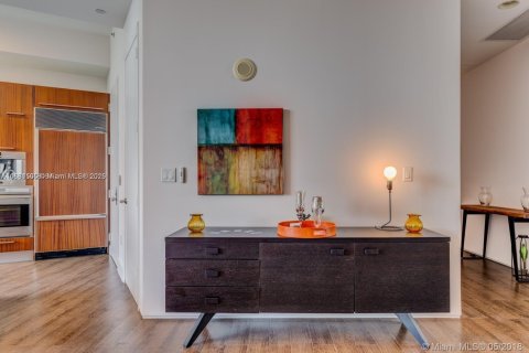 Condominio en venta en Sunny Isles Beach, Florida, 2 dormitorios, 135.92 m2 № 1924779 - foto 10
