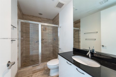 Condominio en venta en Sunny Isles Beach, Florida, 2 dormitorios, 135.92 m2 № 1924779 - foto 26