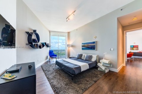 Condominio en venta en Sunny Isles Beach, Florida, 2 dormitorios, 135.92 m2 № 1924779 - foto 14