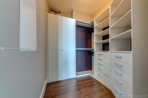 Condominio en venta en Sunny Isles Beach, Florida, 2 dormitorios, 135.92 m2 № 1924779 - foto 19