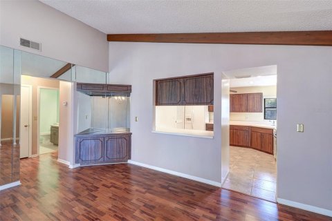 Condo in Palm Harbor, Florida, 2 bedrooms  № 1529471 - photo 9