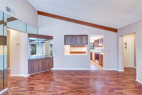 Condo in Palm Harbor, Florida, 2 bedrooms  № 1529471 - photo 8