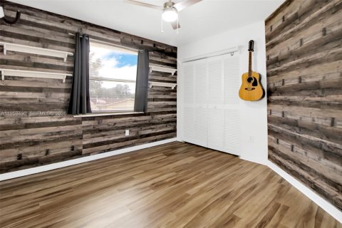 Купить виллу или дом в Пемброк-Пайнс, Флорида 3 спальни, 161.56м2, № 2027189 - фото 23