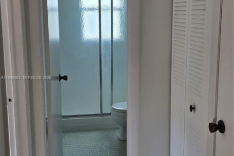 Condo in Margate, Florida, 2 bedrooms  № 2067438 - photo 4