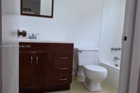 Condo in Margate, Florida, 2 bedrooms  № 2067438 - photo 8