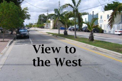 Commercial property in Miami, Florida № 1977278 - photo 3