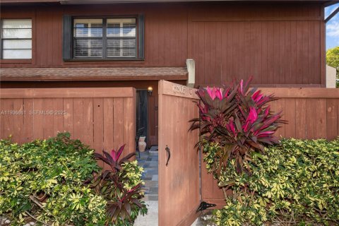 Condominio en venta en Miami, Florida, 3 dormitorios, 137.31 m2 № 1994752 - foto 2