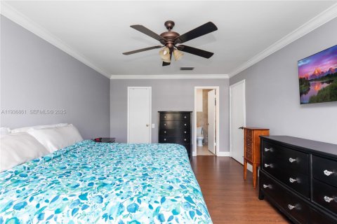 Condominio en venta en Miami, Florida, 3 dormitorios, 137.31 m2 № 1994752 - foto 26