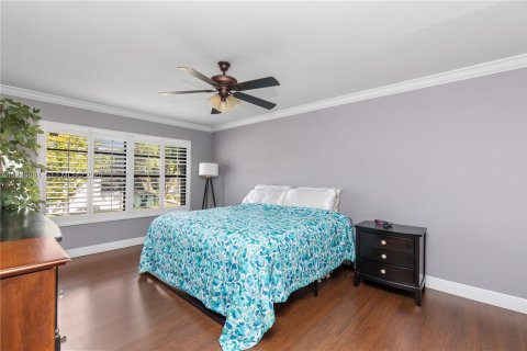 Condominio en venta en Miami, Florida, 3 dormitorios, 137.31 m2 № 1994752 - foto 24