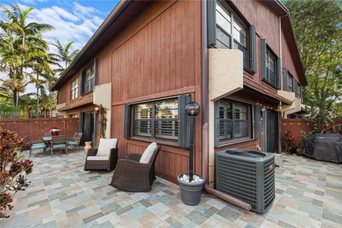 Condominio en venta en Miami, Florida, 3 dormitorios, 137.31 m2 № 1994752 - foto 30